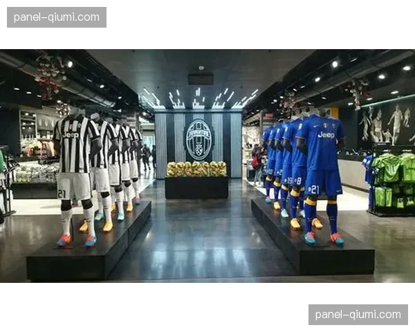 “足球与历史”项目：尤文图斯俱乐部组织青年队参观都灵埃及博物馆